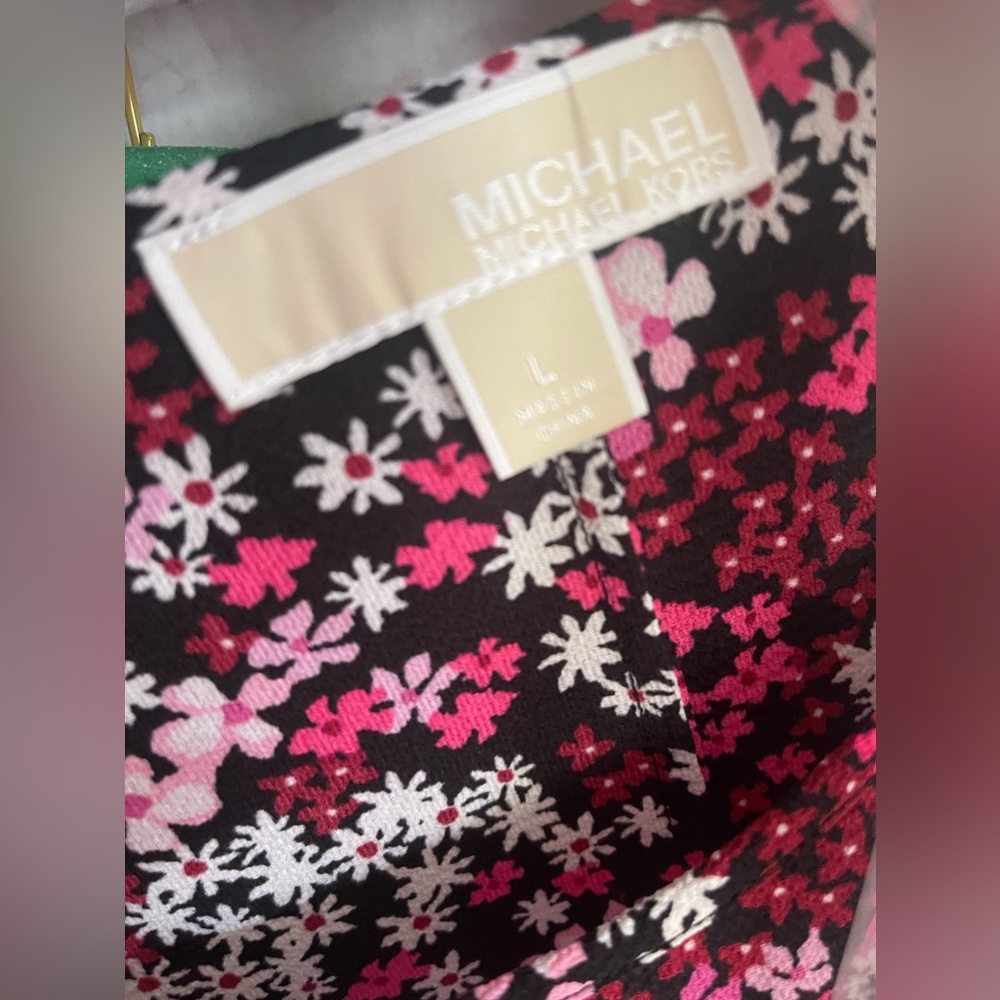 Michael Kors Blouse - Picture 8 of 8